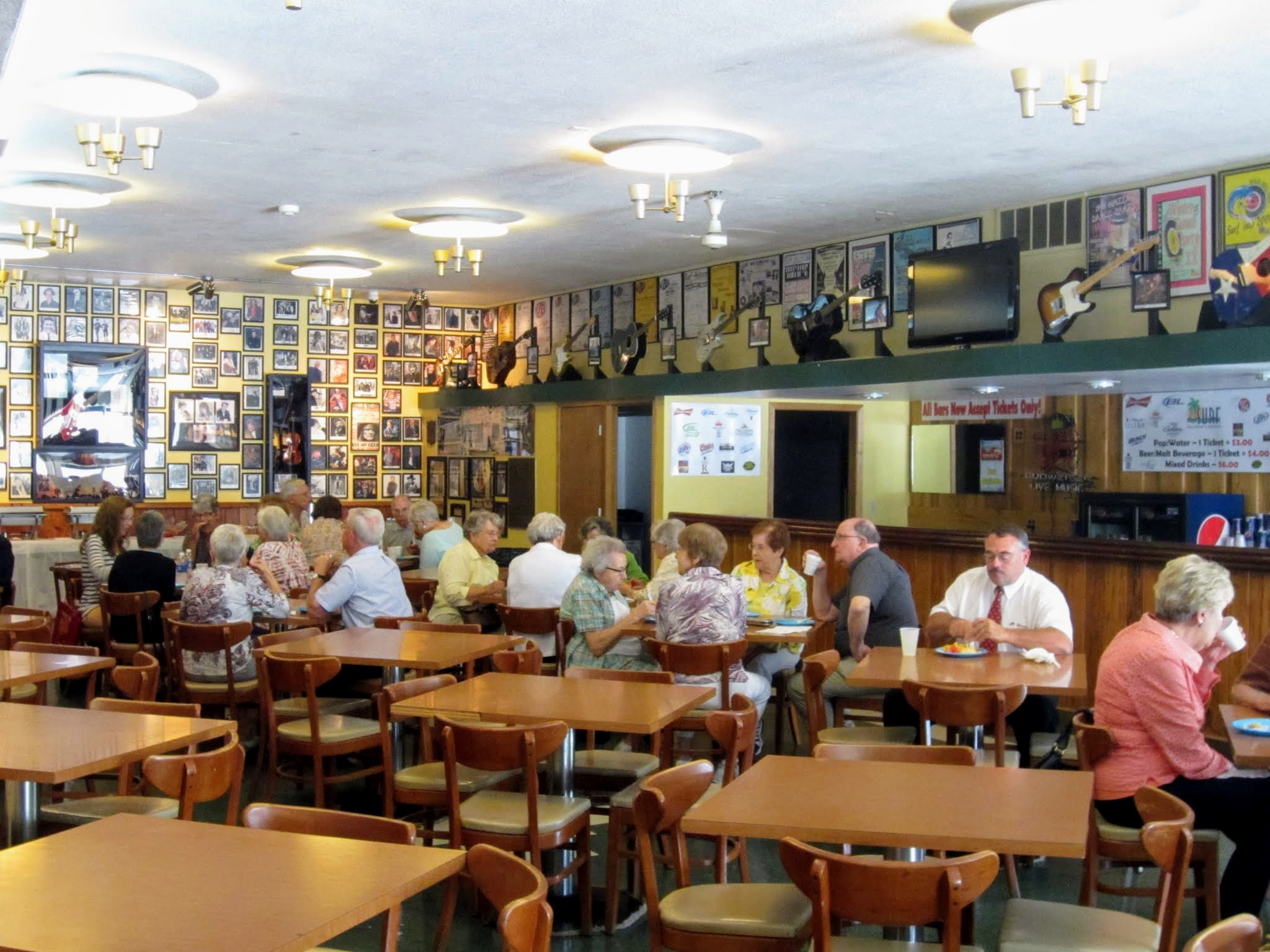 Clear Lake Iowa Downtown Clear Lake IA dining